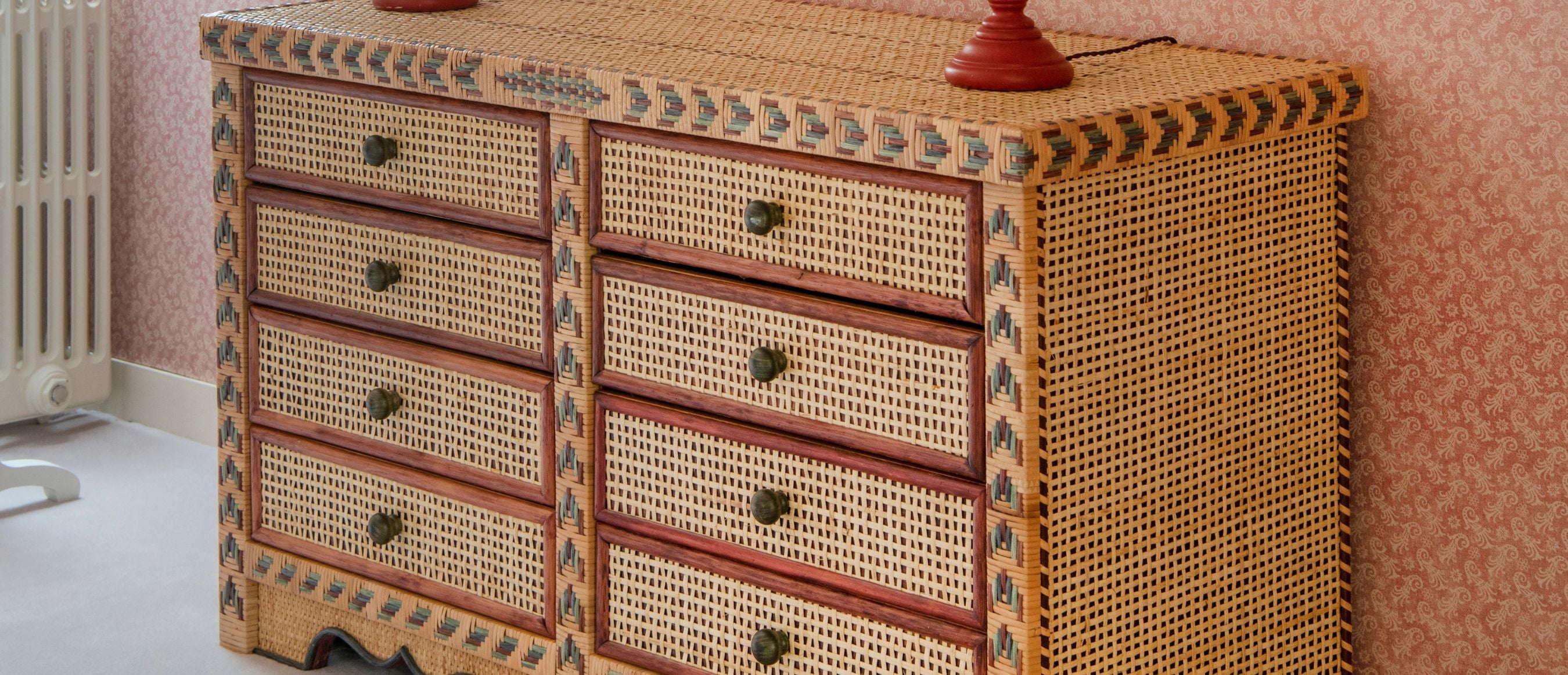 Commodes et consoles