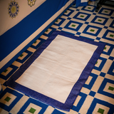 couleur-ecru-bord-bleu