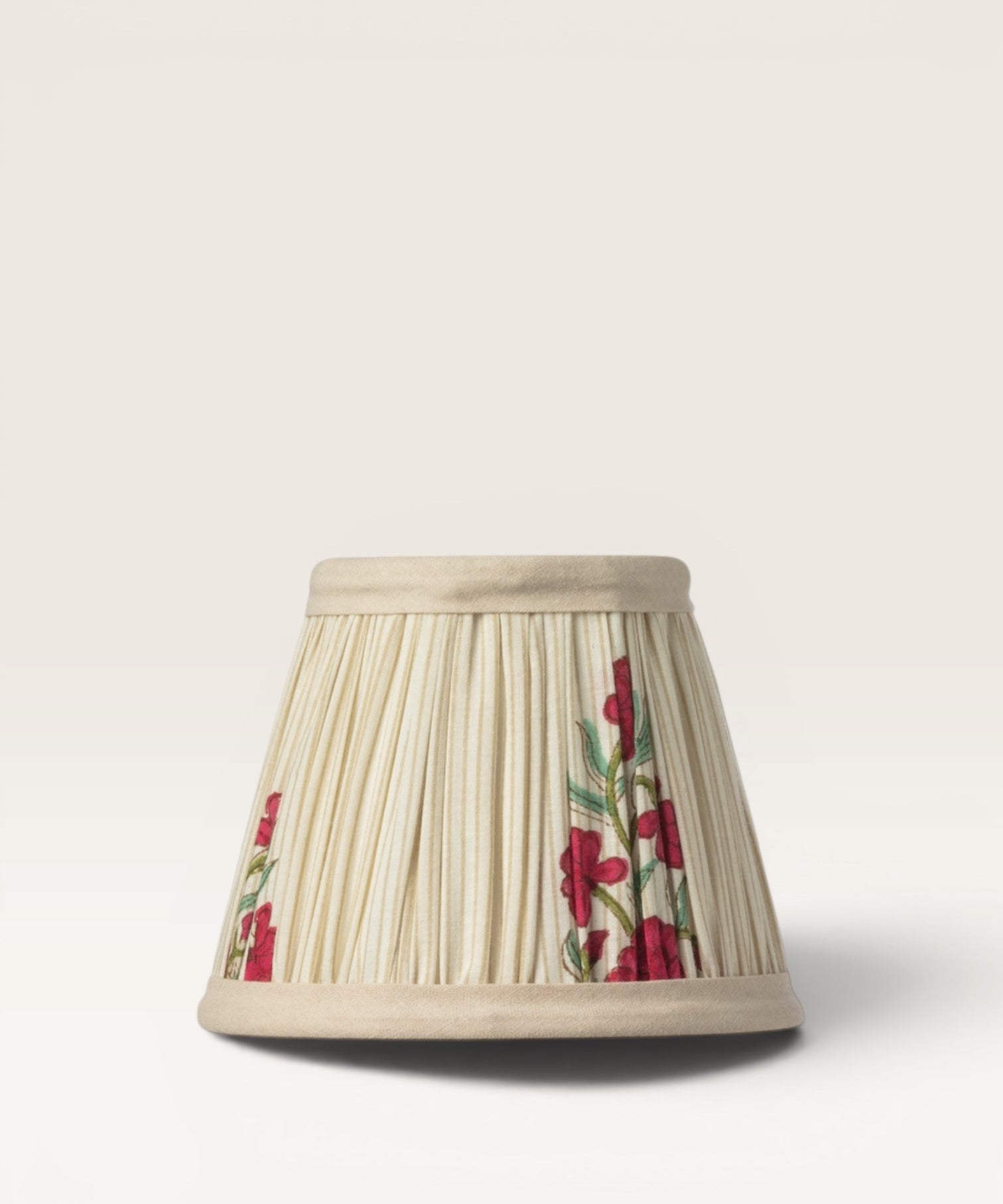 couleur-ecru-rouge-vert