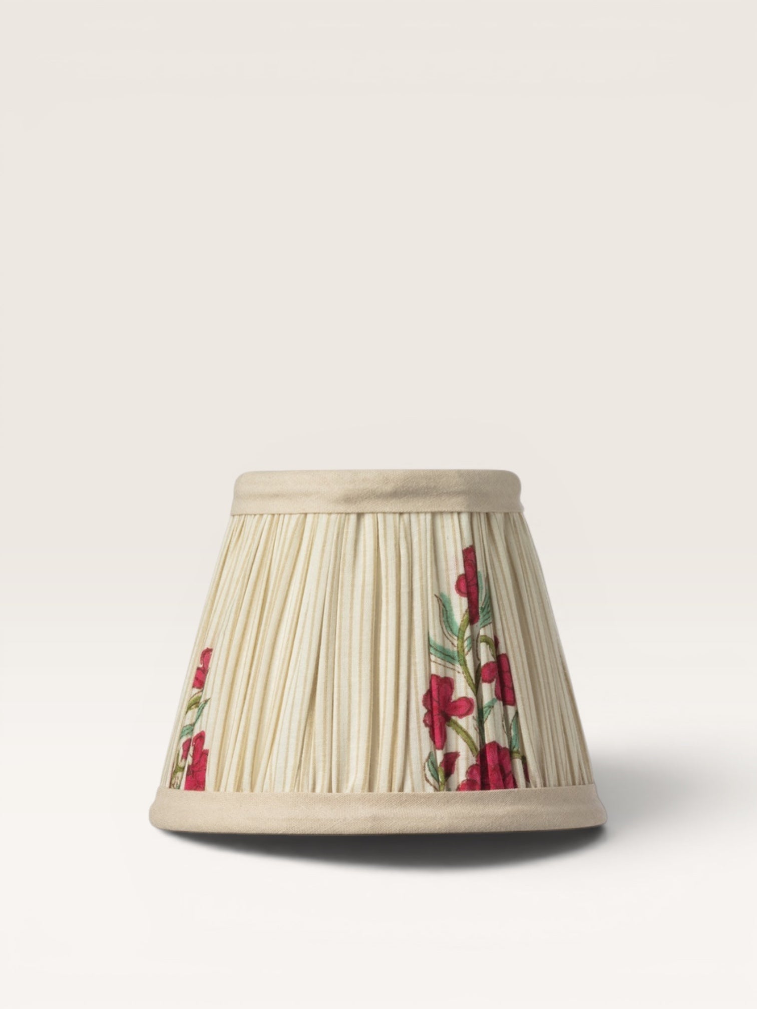 couleur-ecru-rouge-vert