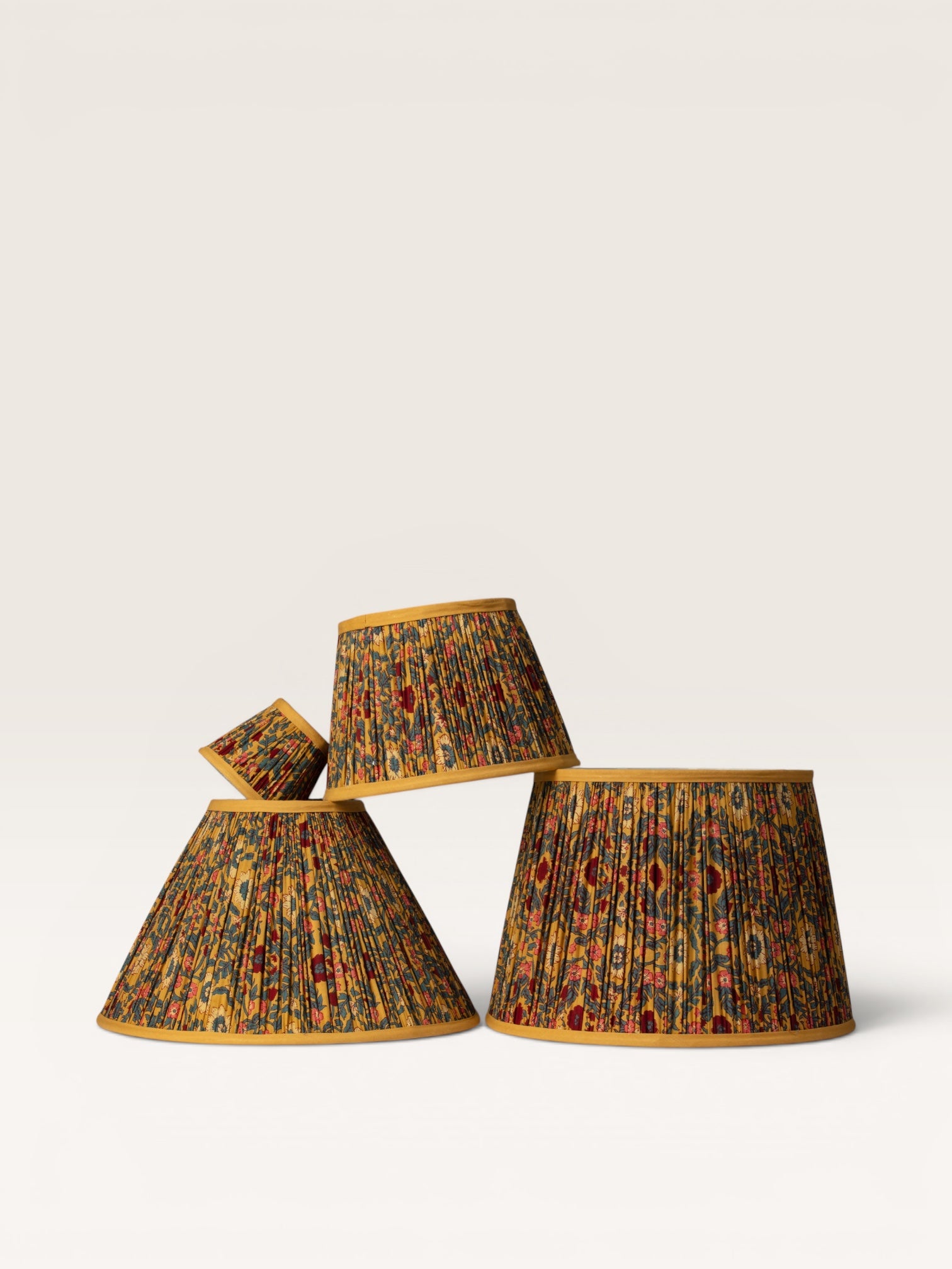 couleur-jaune-gris-rose-bordeau