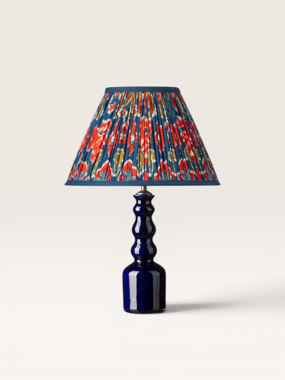 Lampe Asturias et Abat Jour Ikat Bleu Rouge Ambre