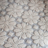 couleur-ecru/gris