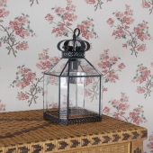 Lanterns available in the parisian shop 🎀

#tissu #casalopez #paris #decorationinterieur #decor #inspo #home #interiordecor #interiordesign #discover #flower #lanterns #light #commode #cadaces