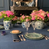 Beautiful plates 🌿

#tissu #casalopez #paris #decorationinterieur #decor 
#inspo #home #interiordecor #interiordesign #discover #flower #serviettes #napkins #table